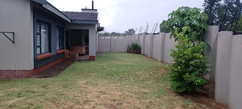 3 Bedroom Property for Sale in Waterkloof East North West